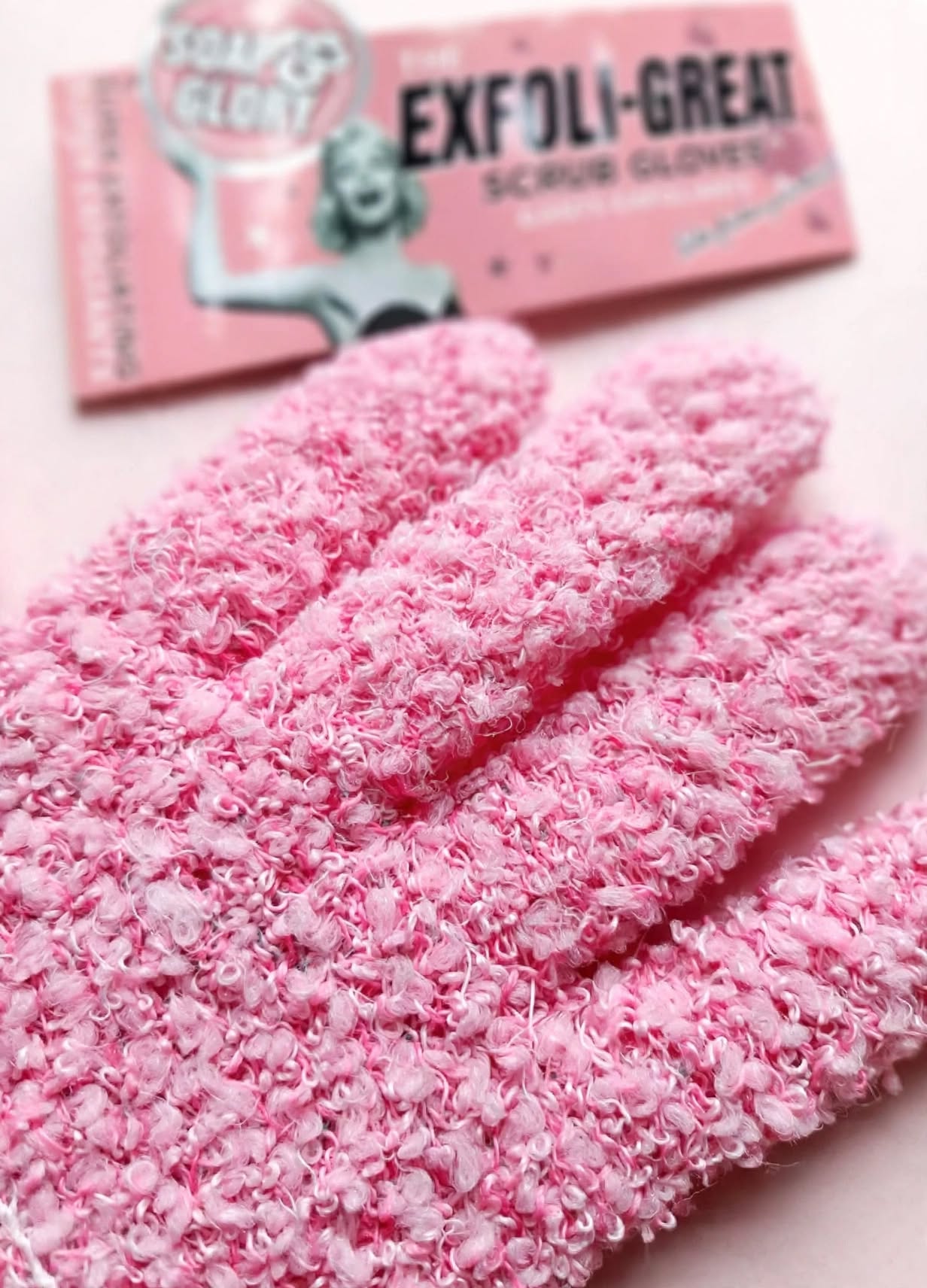 جوانتي تقشير احترافي سوب اند جلوري - THE EXFOLI-GREAT SCRUB GLOVES - تقشير فائق 4
